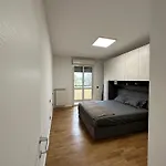 아파트 Deluxe Comfortable With Balcony Downtown 카스텔란차