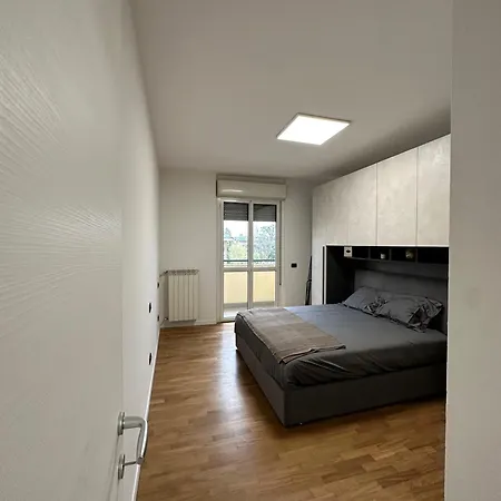 Apartment Deluxe Comfortable With Balcony Downtown Castellanza
