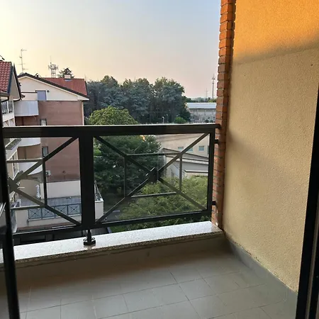 Deluxe Comfortable With Balcony Downtown * Castellanza